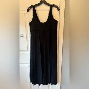 Hermes Elegant Black Sleeveless Maxi Dress